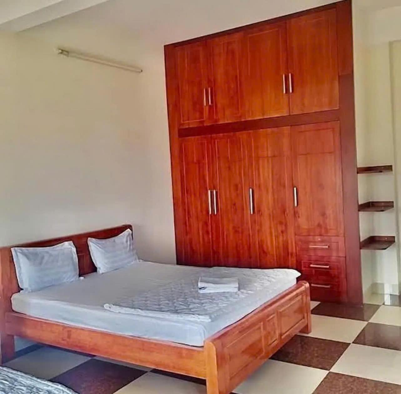Hoang Nam Thu Duc Hotel *